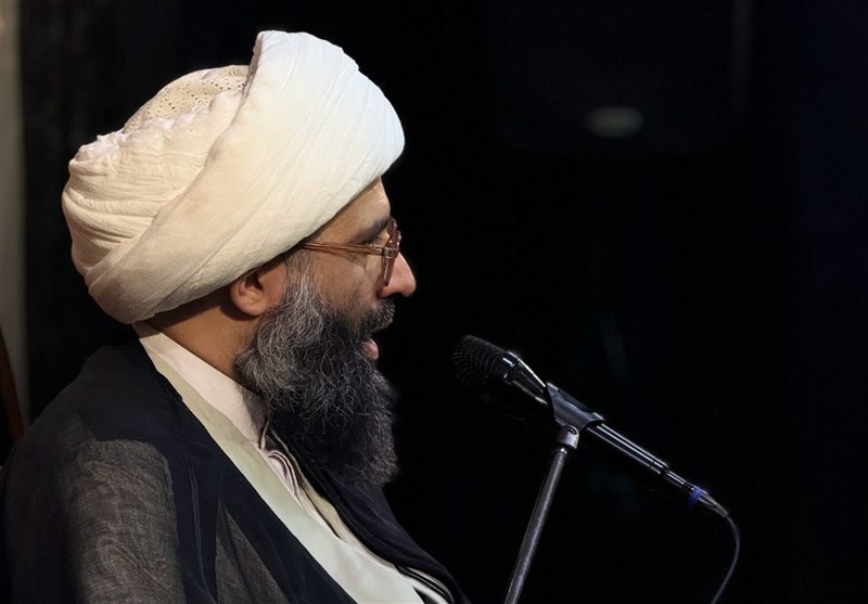 حوزه علمیه , صدسالگی حوزه علمیه قم , حوزه پیشرو و سرآمد , حوزه انقلابی , 