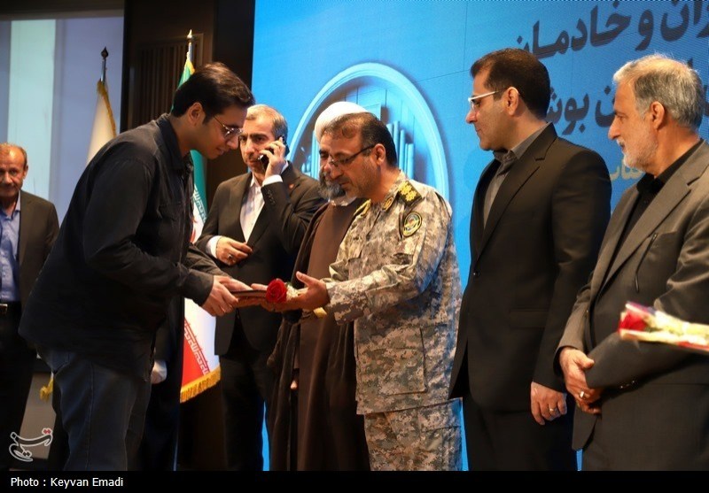 25 کتابدار شاخص، پیشکسوت و حامیان برتر کتاب استان بوشهر تجلیل شدند+تصویر