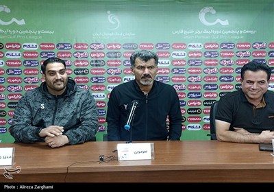 سرمربی نیروی زمینی: اولویتمان لیگ یک است/از تلویزیون گله دارم