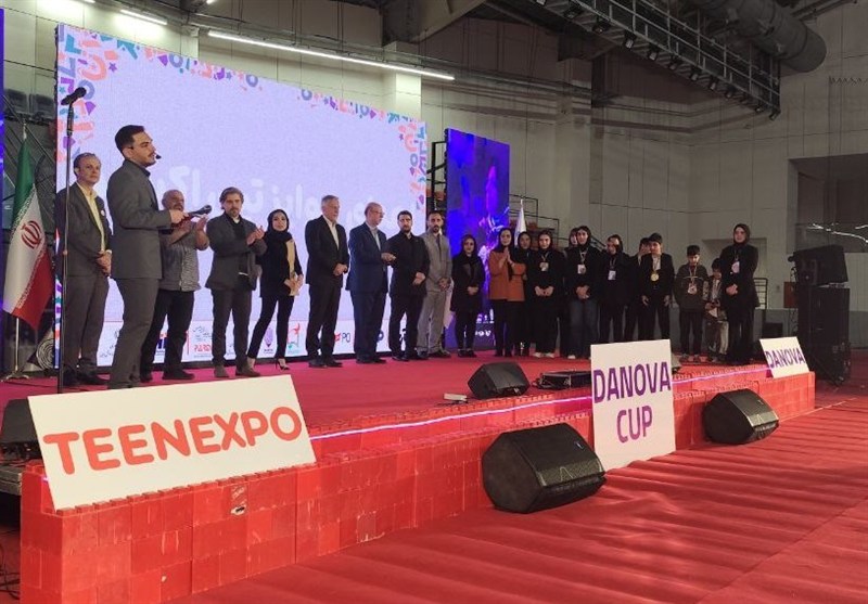 نوابغ کوچک، افتخار بزرگ؛ برترین‌های دانوا 1404 مدال ها را به گردن آویختند