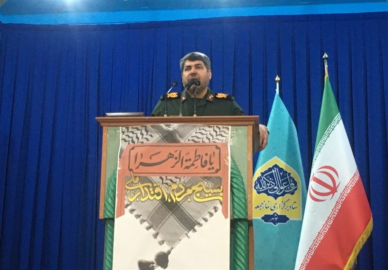 فرمانده سپاه بوشهر: راه نجات و رهایی از مشکلات اتکا به تفکر بسیجی است