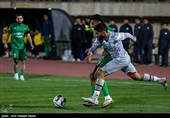 دیدار تیمهای فوتبال شمس آذر قزوین و نیروی زمینی تهران