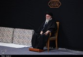 اللیلة الأولى من مراسم العزاء بذکرى استشهاد السیدة الزهراء (س) بحضور الإمام الخامنئی