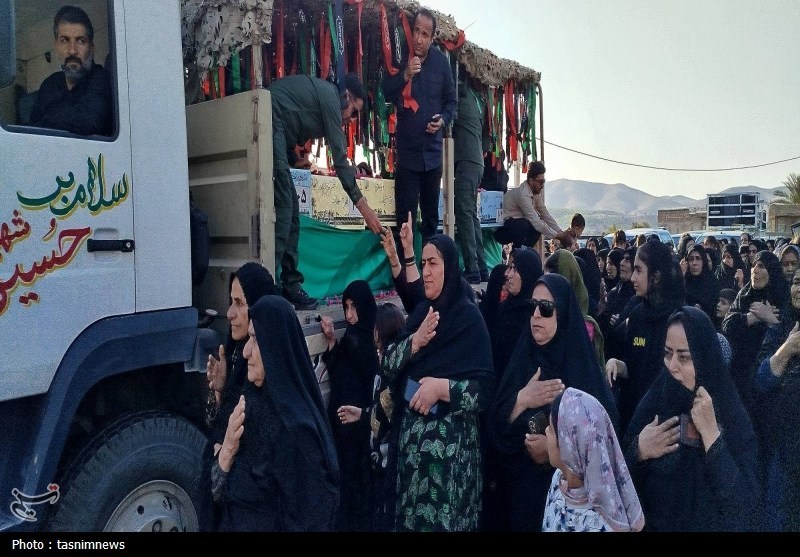 چرام غرق در عطر شهادت؛ استقبال بی‌نظیر از شش شهید گمنام+فیلم