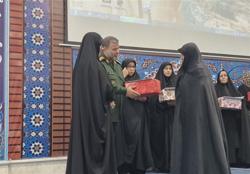 اخبار اسلامشهر , مادران شهدا , ایثارگران , شهدای مدافع حرم , شهدای دفاع مقدس , خانواده شهدا , جبهه مقاومت اسلامی , زنان , 