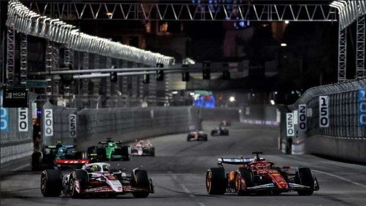 اتومبیلرانی فرمول یک , 