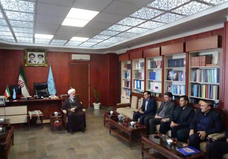 تولید محتواهای فاخر و غنی فرهنگی جلوی آسیب‌های اجتماعی را می‌گیرد