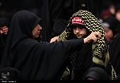 مراسم العزاء بذکرى استشهاد السیدة الزهراء (س) فی حسینیة الإمام الخمینی (رض)