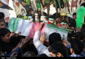 لحظه‌های ناب مدرسه آیت‌الله صالحی کرمان در استقبال از شهید گمنام