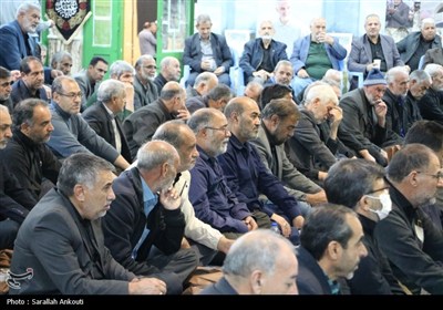 تجدید بیعت ثاراللهیان کرمان در گردهمایی فاطمی بیت‌الزهرای حاج قاسم