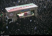 تشییع پیکر مطهر هفت شهید گمنام دوران دفاع مقدس در کرمانشاه