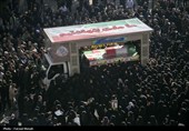 تشییع پیکر مطهر هفت شهید گمنام دوران دفاع مقدس در کرمانشاه