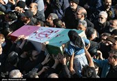 تشییع پیکر مطهر 7 شهید گمنام در قم