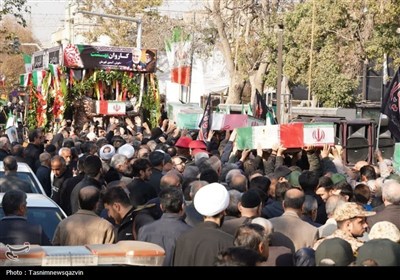 تشییع 9 شهید فاطمی در قزوین