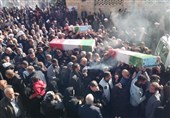 شهرکرد در تشییع پیکر مطهر سه شهید گمنام غرق در اشک و حماسه شد