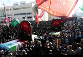 تشییع پیکر 13 شهید گمنام در مشهد