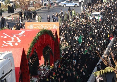 طنین نوای «شهید گمنام، سلام» در کرج