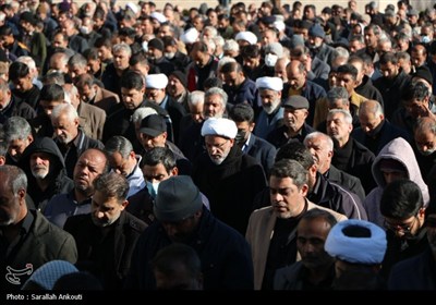 اقامه نماز طلب باران در کرمان