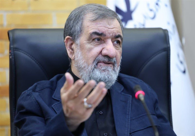 محسن رضایی: اصلاح حکمرانی اقتصادی ضرورت فوری کشور است