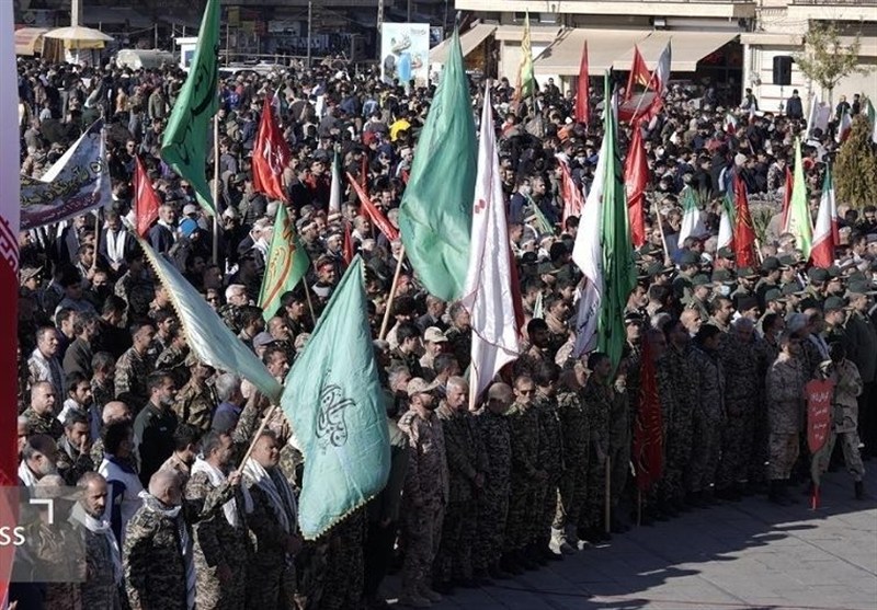 روایت رئیس سازمان بسیج‌ از رد‌پای استعمار در ایران/ انگلیس و آمریکا ضربه زده‌اند