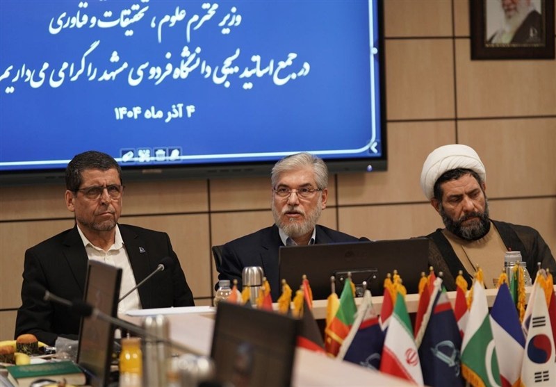 وزیر علوم: 2 هزار محصول تحریمی را در داخل کشور تولید می‌کنیم