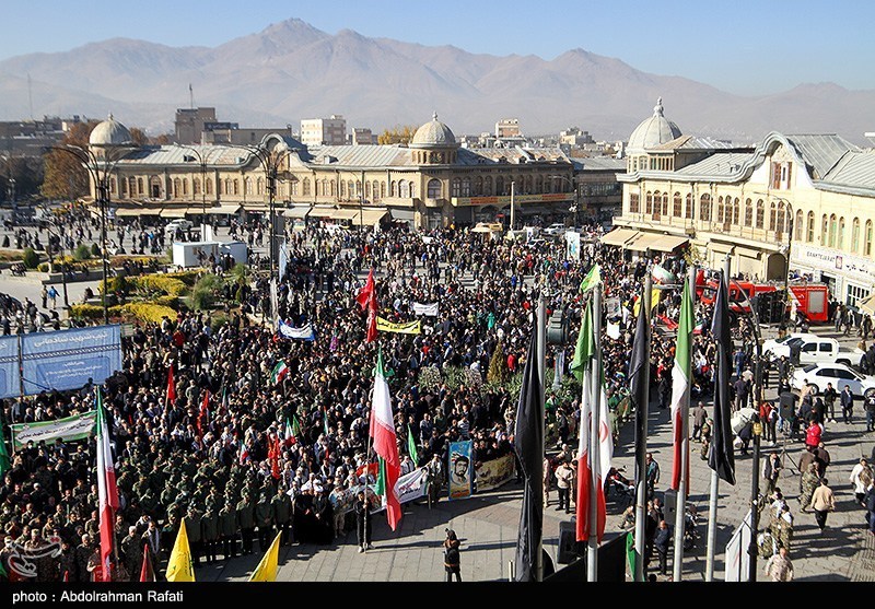اجتماع بسیجیان همدان صحنه‌ای بی‌نظیر از انسجام ملی+فیلم