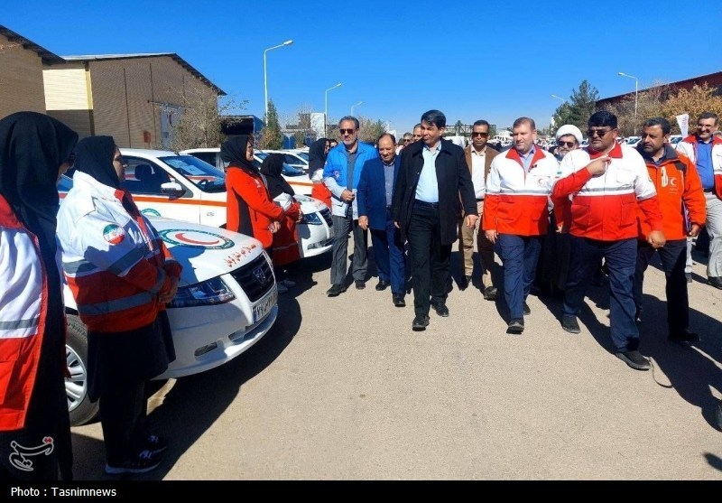 رونمایی از 73 دستگاه خودروی امدادی هلال‌احمر کرمان