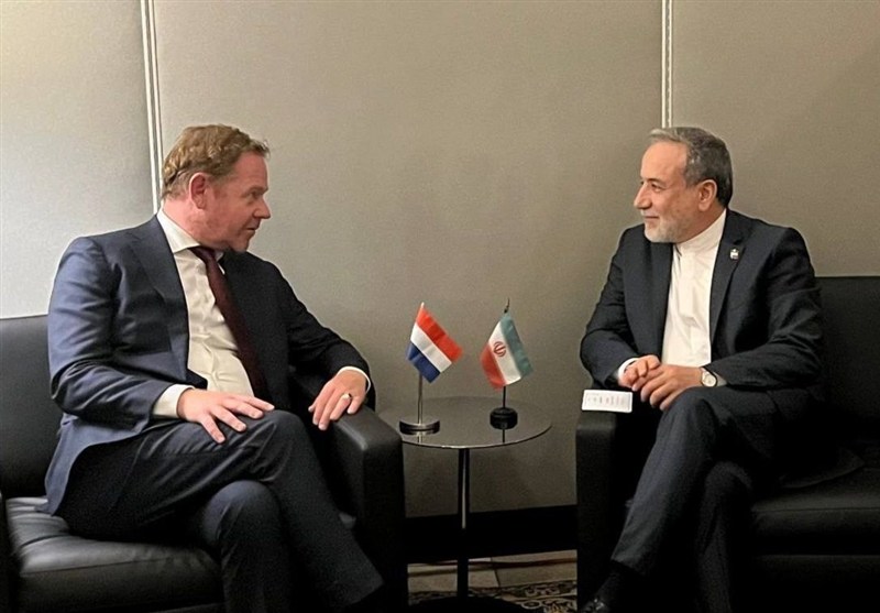 Iran, Netherlands Serious about Resumption of Political Talks