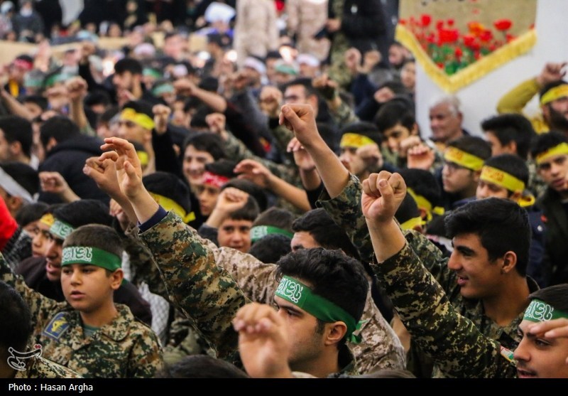 روایت یک حضور پرشور/ جمعیتی به وسعت عشق گرد آمده بودند