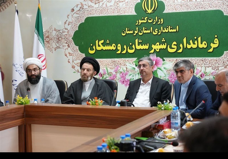 ‌محرومیت‌های شهرستان رومشکان نگاه ویژه دولت را می‌طلبد‌