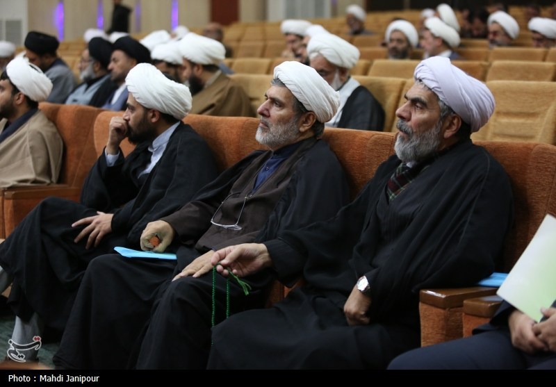 برگزاری همایش دوسالانه پیشکسوتان روحانی نیروهای مسلح در اصفهان