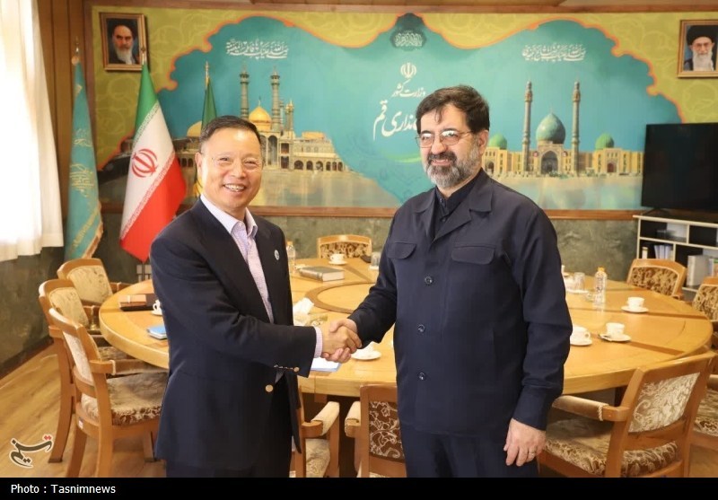 توسعه همکاری‌های اقتصادی و زیست‌محیطی قم و چین