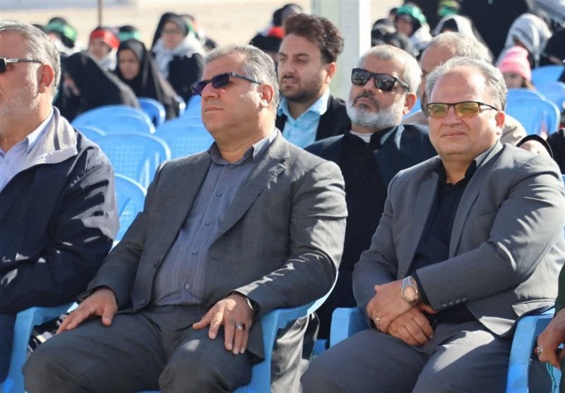 همایش پیاده‌روی خانوادگی سمنان به یاد دریادار همتی برگزار شد