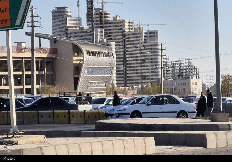 شمس‌آذر_پرسپولیس در غبار و پرتکرار