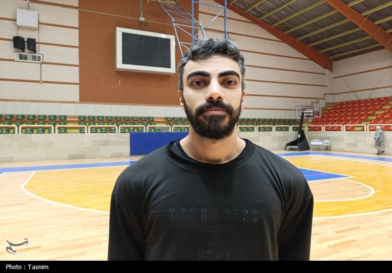 صادقی: نوسان عملکرد در تیم‌های جوان طبیعی است؛ روند مسابقات لیگ حرفه‌ای استانداردتر‌ است