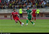 دیدار تیم‌های فوتبال شمس آذر قزوین و پرسپولیس
