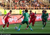 دیدار تیم‌های فوتبال شمس آذر قزوین و پرسپولیس