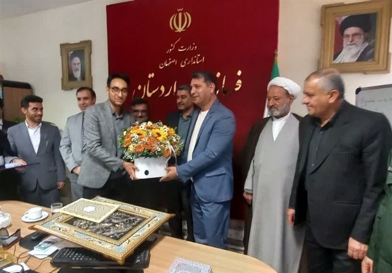 مدیر جدید آموزش و پرورش اردستان معارفه شد