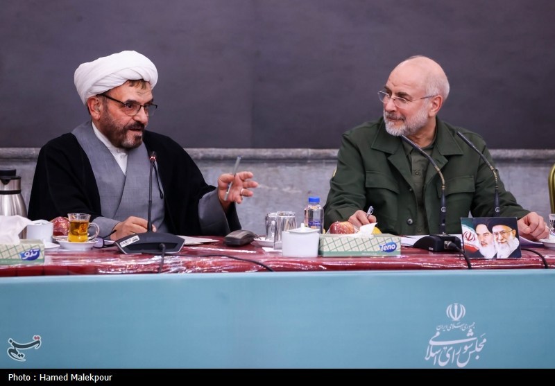 نشست صمیمانه رئیس مجلس با مدیران رسانه‌های کشور