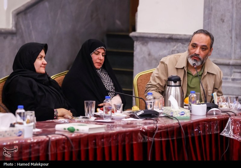 نشست صمیمانه رئیس مجلس با مدیران رسانه‌های کشور