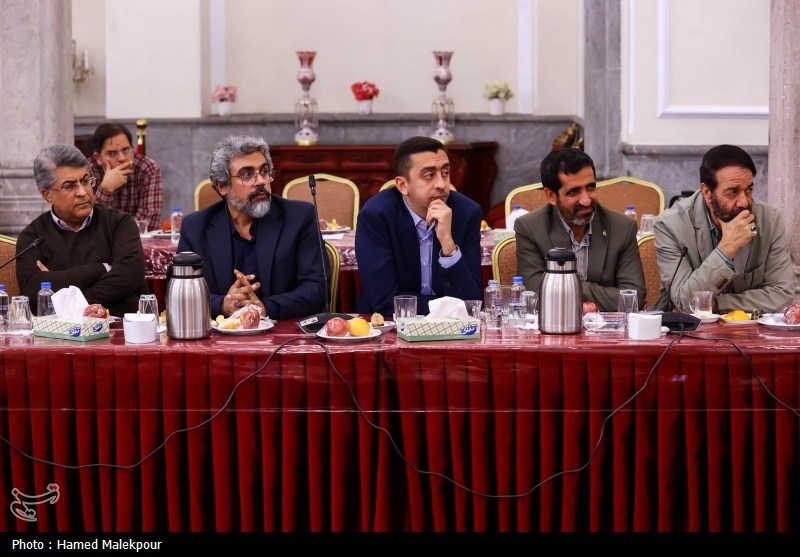 نشست صمیمانه رئیس مجلس با مدیران رسانه‌های کشور