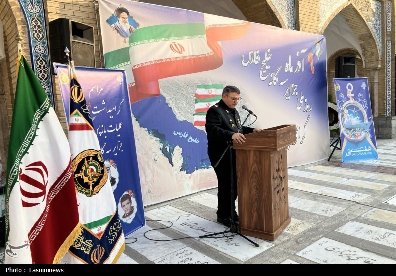 امیر دریادار مقدم: ایران با مقاومت جوانان و رزمندگان هرگز شکست نخواهد خورد