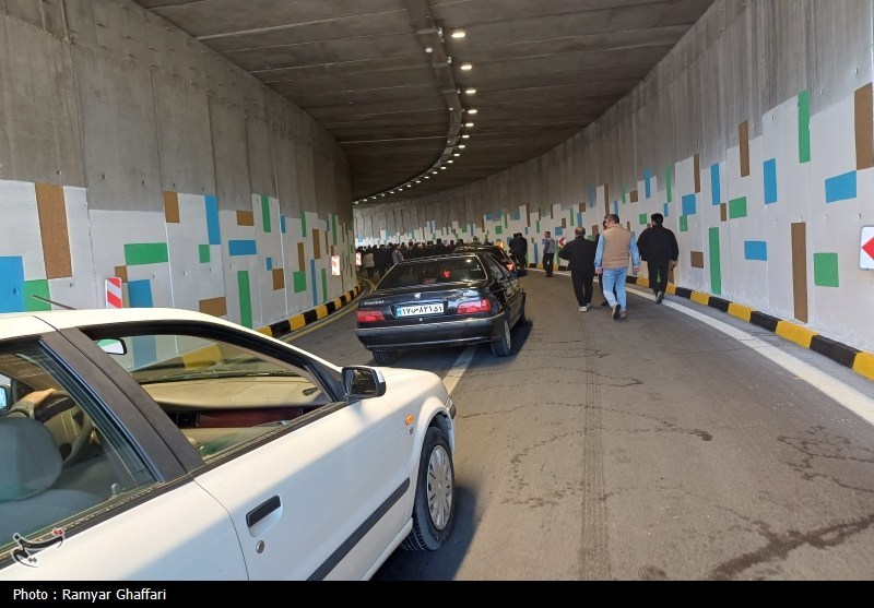 در پی گزارش تسنیم؛ پروژه تقاطع غیرهمسطح تکیه‌و‌چمن سنندج افتتاح شد+فیلم