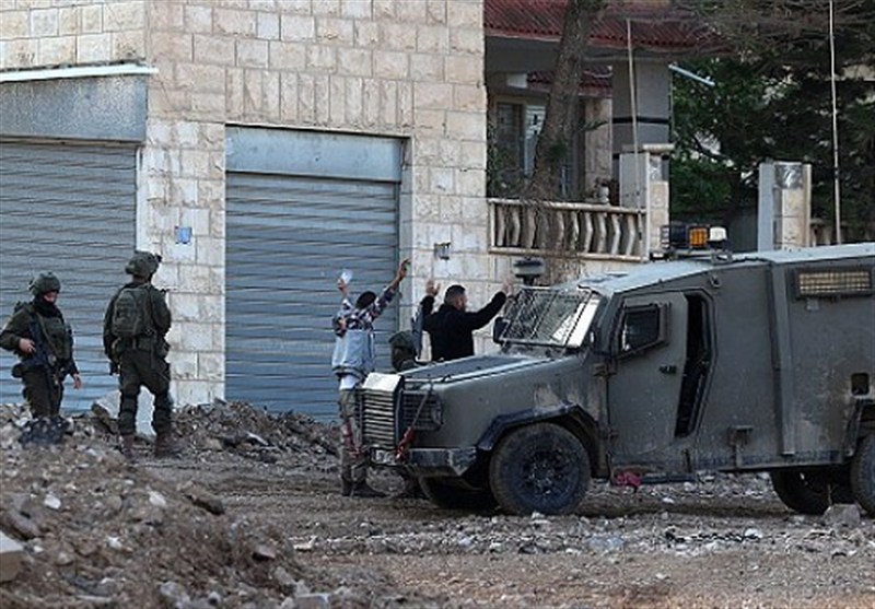 الكيان الصهيوني يعيد اقتحام مساحات واسعة من طوباس ويفرض حظراً للتجوال