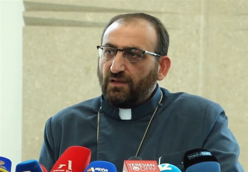 کلیسا علیه دولت ارمنستان: «راه‌حل، کنار گذاشتن پاشینیان و دستور کار اوست»