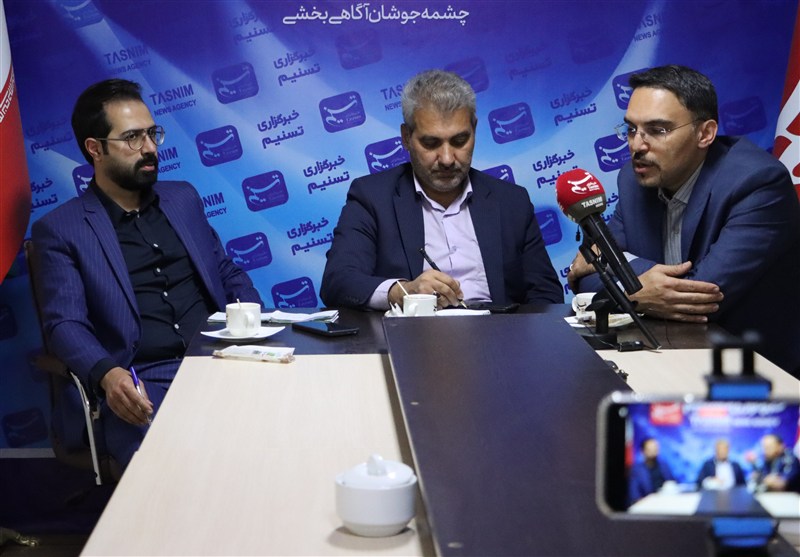 میزگرد| ریشههای پنهان بحران آلودگی هوای اراک چیست؟/ صنعت یا سوء مدیریت! آلودگی هوا , اخبار استان مرکزی , اخبار اراک , صنایع آلاینده محیط زیست , نظام مسائل استان مرکزی ,