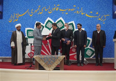 انعقاد و امضای 3 تفاهم‌نامه پژوهشکده شورای نگهبان در استان چهارمحال و بختیاری + تصویر