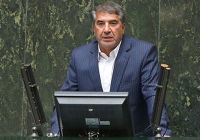انتقاد نماینده رفسنجان از فشار معیشتی و ناترازی مدیریتی