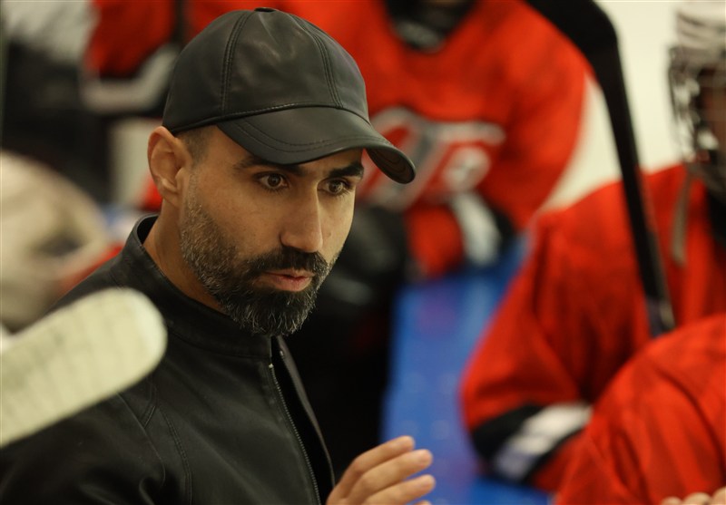 شیخ جعفری: با تیمی جوان دنبال قهرمانی در لیگ هاکی روی یخ هستیم