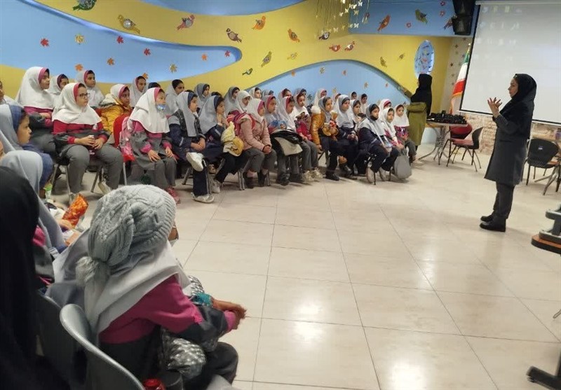 اجرای برنامه‌های آموزش‌های شهروندی در اراک